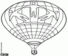 Een hete luchtballon in vlucht. De ballon is versierd met drie menselijke figuren