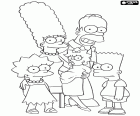 Een familieportret van de Simpsons. De hele familie Simpson. De vader Homer, de moeder Madge en drie kinderen Bart, Lisa en Maggie